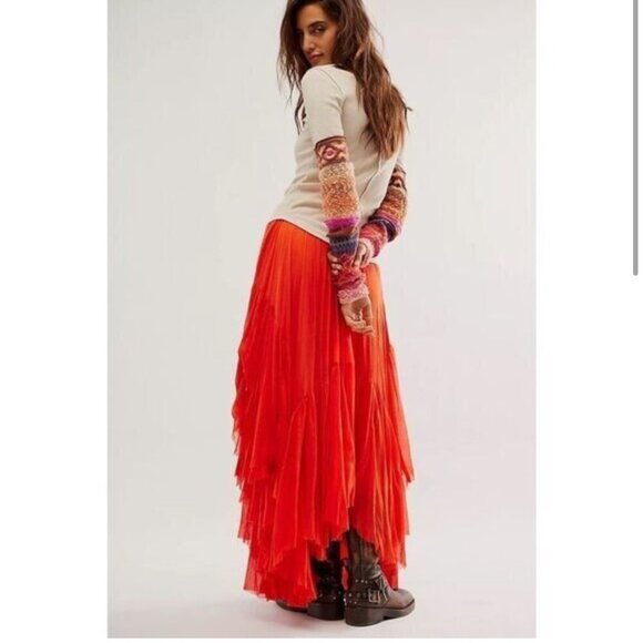 new FREE PEOPLE one INSTAGRAM HIT clover full flowy skirt all sizes - Picture 2 of 3